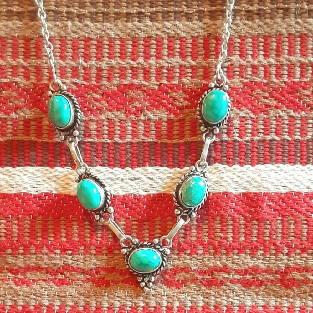 Vintage Southwestern Cowgirl Style Sterling Silver Turquoise Pendant Necklace